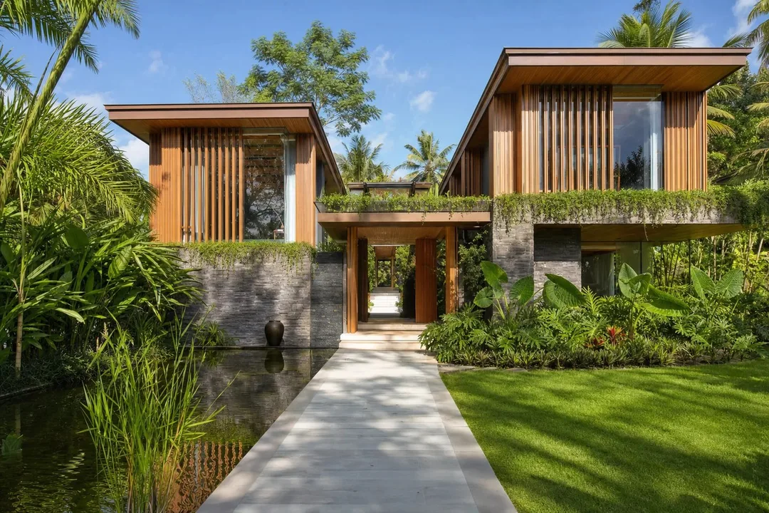 Discover the Surya villa, a perfect blend of elegance and functionality in Bali.
This stunning 210 sqm property featur